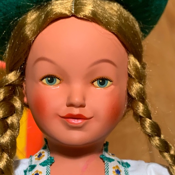 Vintage 8” Wind Up Dancing Doll West Germany Box. - Picture 2 of 6